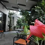 Ritsa Hotel Kamena Vourla