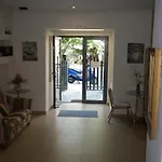 Ritsa Hotel Kamena Vourla