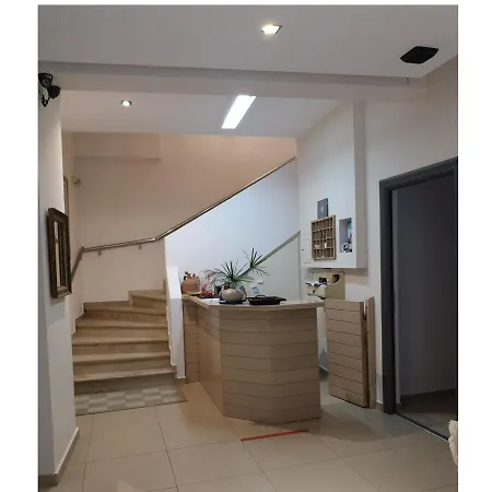 Ritsa 酒店