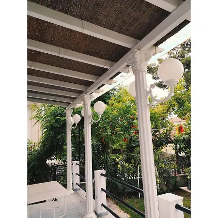 Ritsa Hotel Kamena Vourla