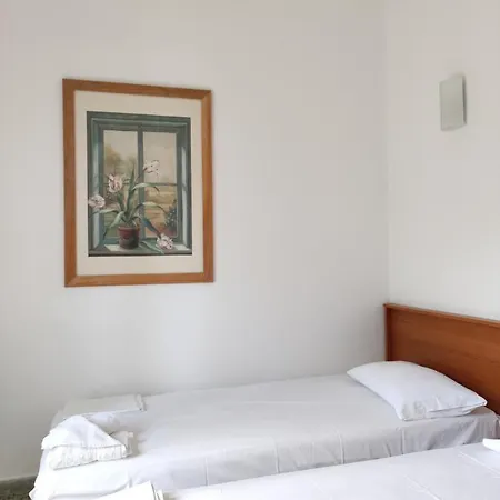 Hotel Ritsa 2*