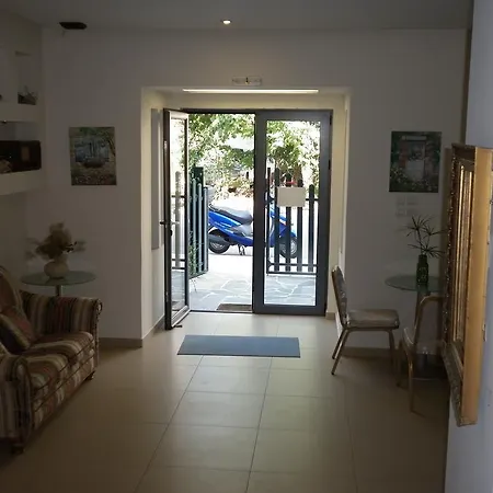 Ritsa Hotel Kamena Vourla